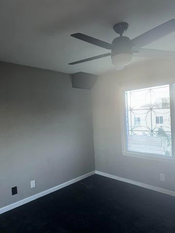 81 81 Esquina, San Francisco, CA 94134