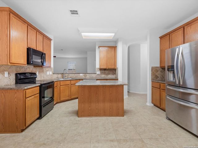 753 San Mateo, New Braunfels, TX 78132