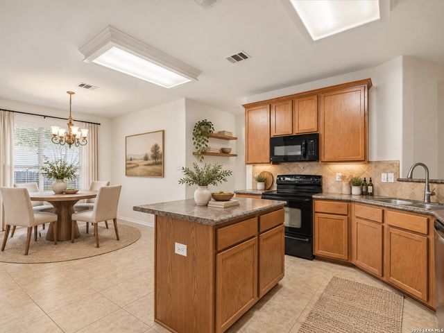 753 San Mateo, New Braunfels, TX 78132
