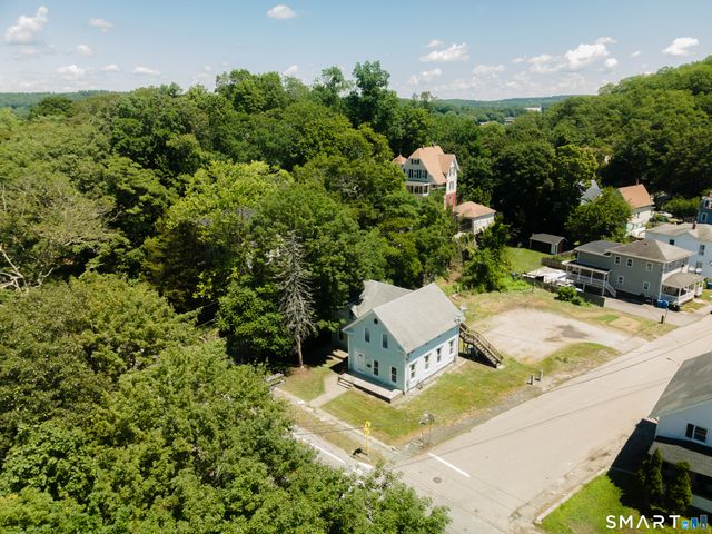 84 Laurel Hill Avenue, Norwich, CT 06360