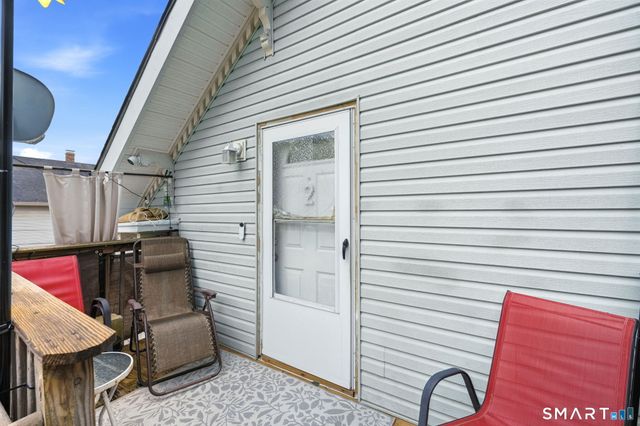 84 Laurel Hill Avenue, Norwich, CT 06360