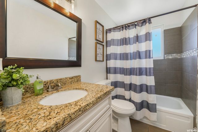 8172 W BOWLER CIR, Magna, UT 84044