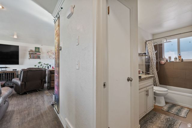 8172 W BOWLER CIR, Magna, UT 84044