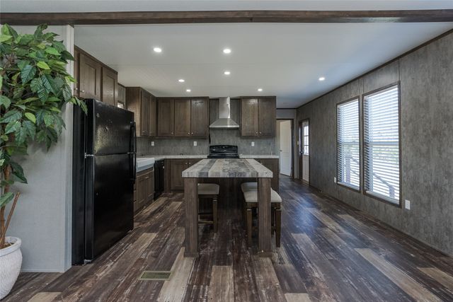 9959 Fm 2071, Valley View, TX 76272