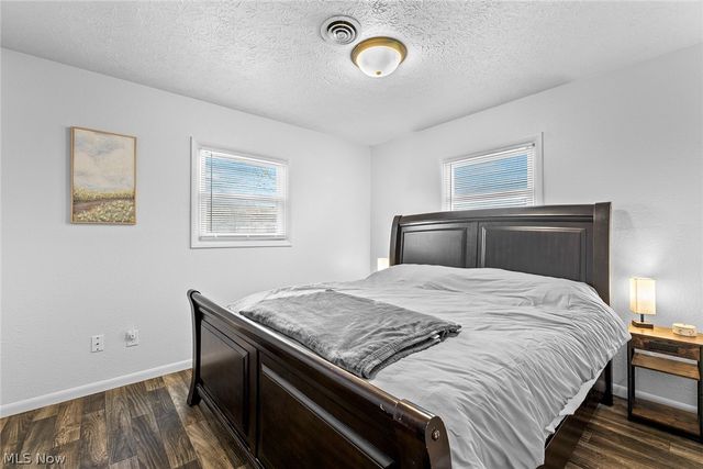 2225 Martha Avenue NE, Canton, OH 44705