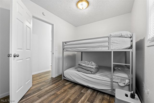 2225 Martha Avenue NE, Canton, OH 44705