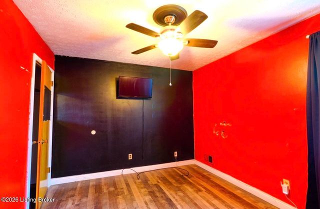 3717 Oboe Dr, Louisville, KY 40216