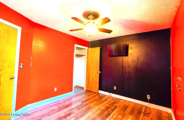 3717 Oboe Dr, Louisville, KY 40216