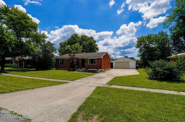 3717 Oboe Dr, Louisville, KY 40216