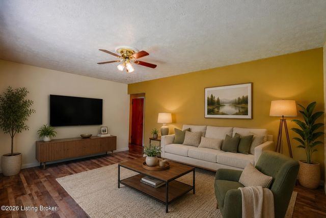 3717 Oboe Dr, Louisville, KY 40216
