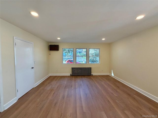 116 Alexander Avenue, Yonkers, NY 10704