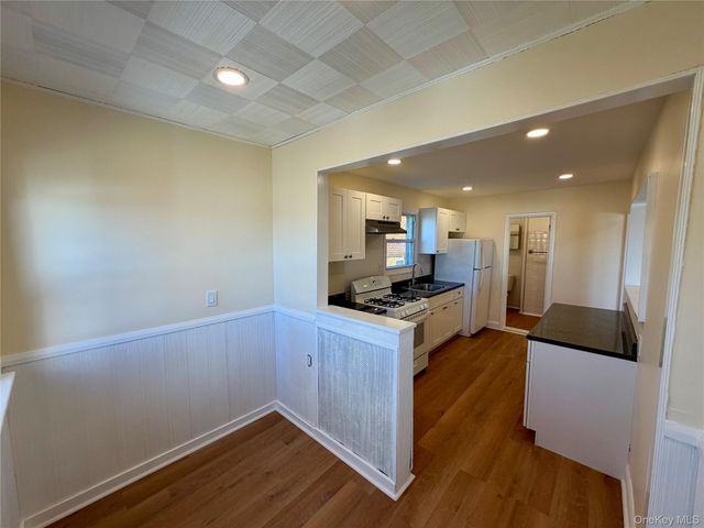 116 Alexander Avenue, Yonkers, NY 10704