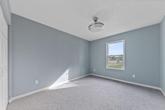 2524 Aly Sheba Drive, Burlington, KY 41005