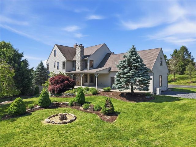 2150 Park Place, North Whitehall Twp, PA 18080