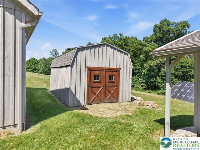 2150 Park Place, North Whitehall Twp, PA 18080