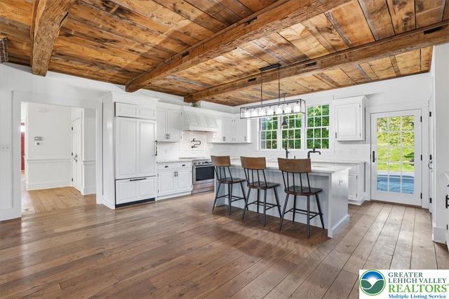 2150 Park Place, North Whitehall Twp, PA 18080