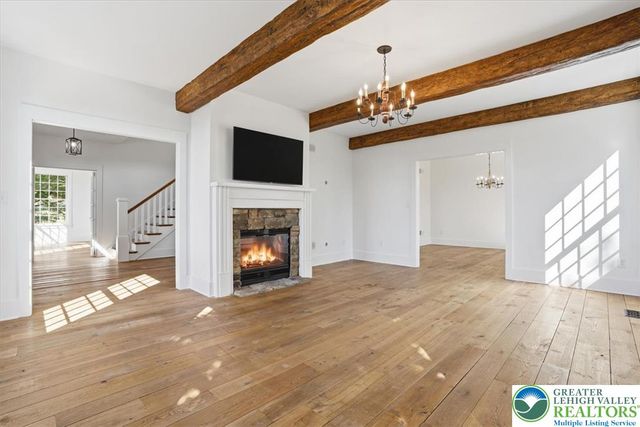 2150 Park Place, North Whitehall Twp, PA 18080