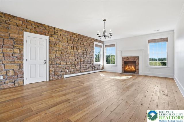 2150 Park Place, North Whitehall Twp, PA 18080