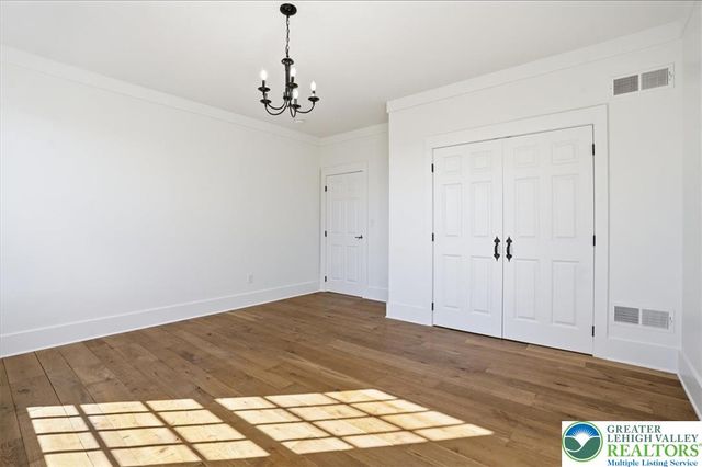 2150 Park Place, North Whitehall Twp, PA 18080
