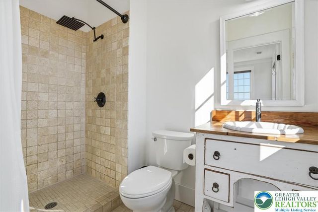 2150 Park Place, North Whitehall Twp, PA 18080