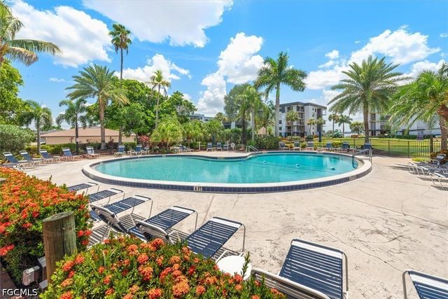 3490 N Key DR 212, North Fort Myers, FL 33903