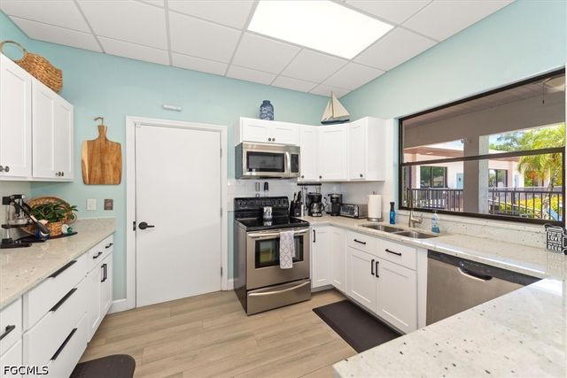 3490 N Key DR 212, North Fort Myers, FL 33903