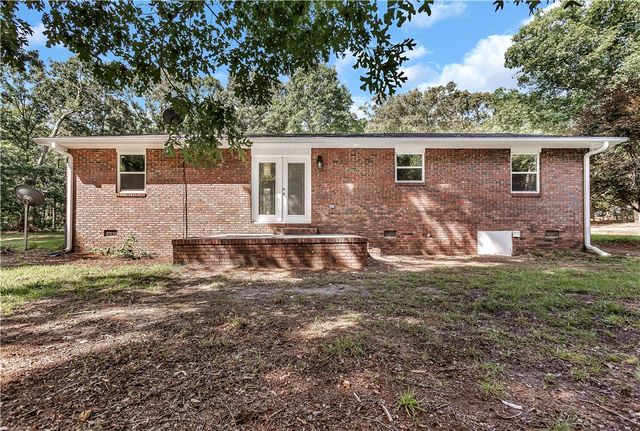 809 Paige Road, Honea Path, SC 29654