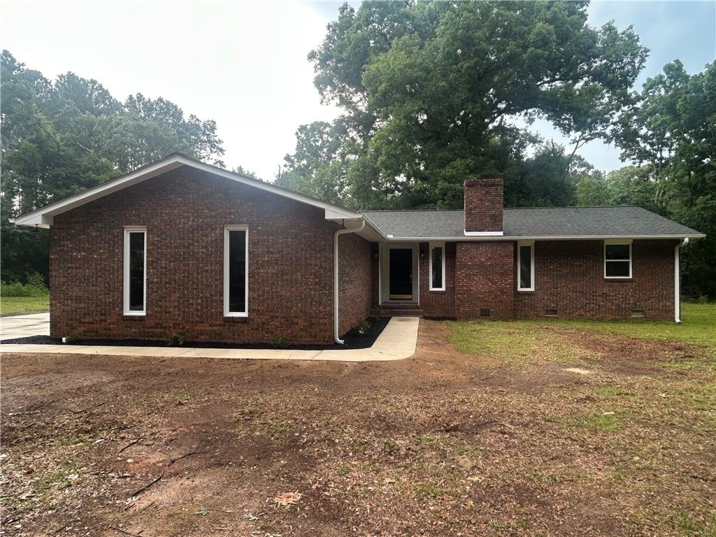 809 Paige Road, Honea Path, SC 29654