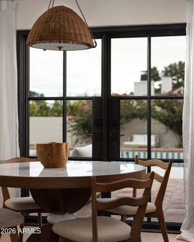 5501 E CAMELBACK Road, Phoenix, AZ 85018