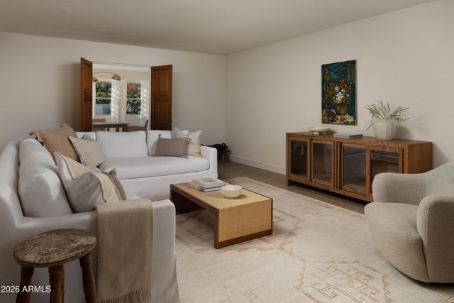 5501 E CAMELBACK Road, Phoenix, AZ 85018