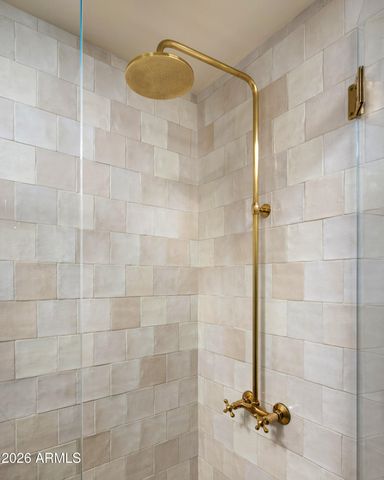 5501 E CAMELBACK Road, Phoenix, AZ 85018