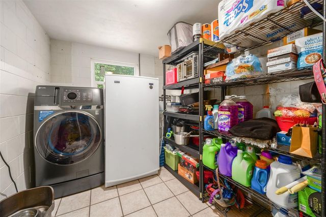 246 ANGELES ROAD, Debary, FL 32713