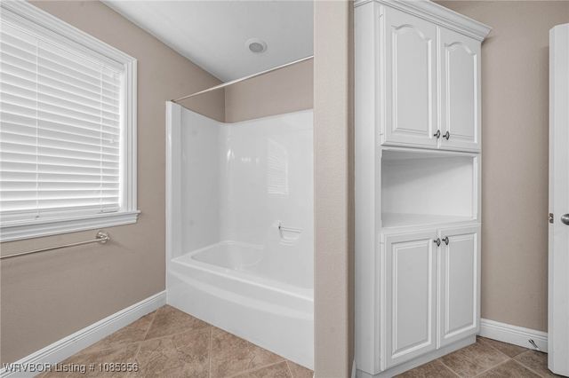 1710 Winter Park Circle, Van Buren, AR 72956