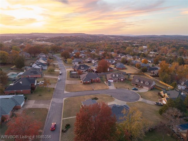 1710 Winter Park Circle, Van Buren, AR 72956
