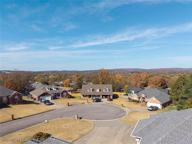 1710 Winter Park Circle, Van Buren, AR 72956