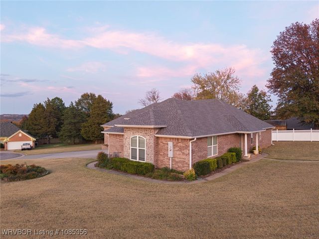 1710 Winter Park Circle, Van Buren, AR 72956