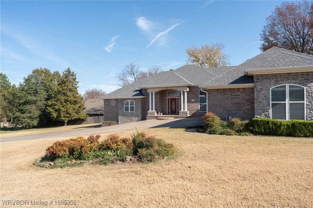 1710 Winter Park Circle, Van Buren, AR 72956