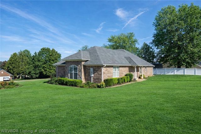 1710 Winter Park Circle, Van Buren, AR 72956