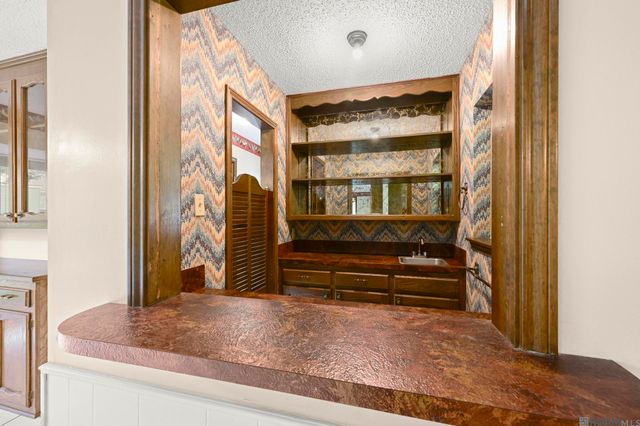 11116 Suncrest Ave, Baton Rouge, LA 70818
