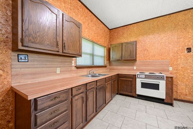 11116 Suncrest Ave, Baton Rouge, LA 70818