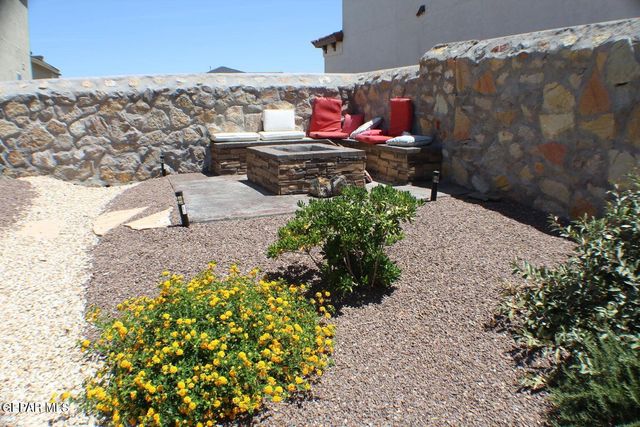 940 ABE GOLDBERG Drive, El Paso, TX 79932