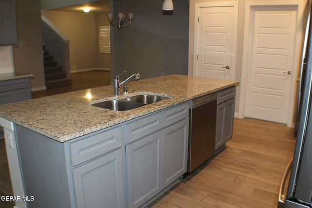 940 ABE GOLDBERG Drive, El Paso, TX 79932