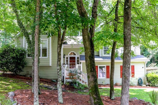 2526 Lorne Court SW, Marietta, GA 30064