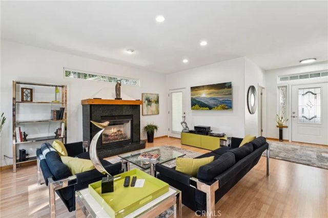 296 Grass Valley, Lake Arrowhead, CA 92352
