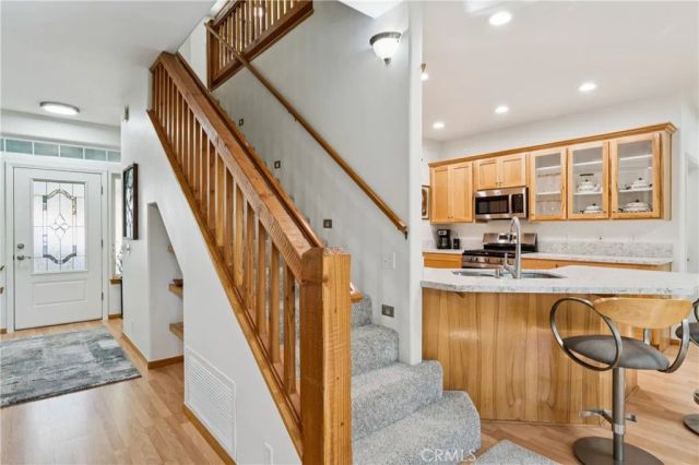 296 Grass Valley, Lake Arrowhead, CA 92352