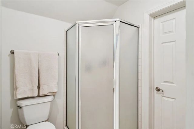 296 Grass Valley, Lake Arrowhead, CA 92352