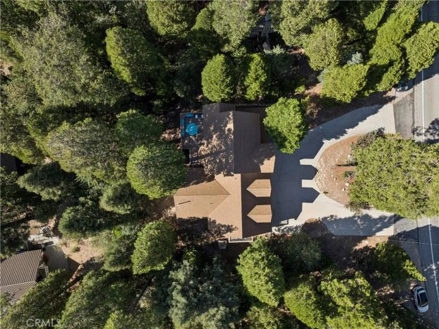 296 Grass Valley, Lake Arrowhead, CA 92352