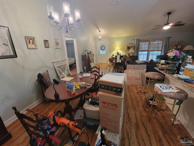 2811 Whisper Oaks Dr, Gulf Breeze, FL 32563