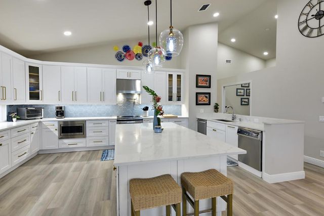 13054 Touchstone Place, West Palm Beach, FL 33418