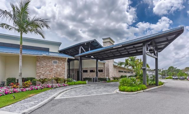 13054 Touchstone Place, West Palm Beach, FL 33418